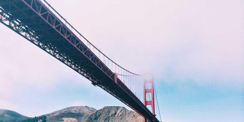 绿色建筑认证（LEED/BREEAM）如何提升房地产价值：从碳中和到市场溢价